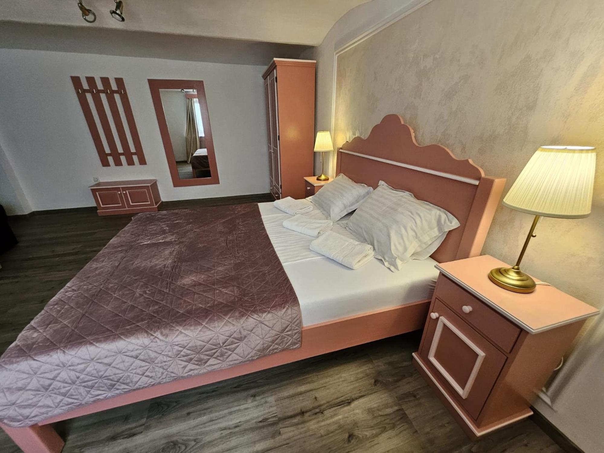 Casa Raduly Aparthotel ซีบิว ภายนอก รูปภาพ