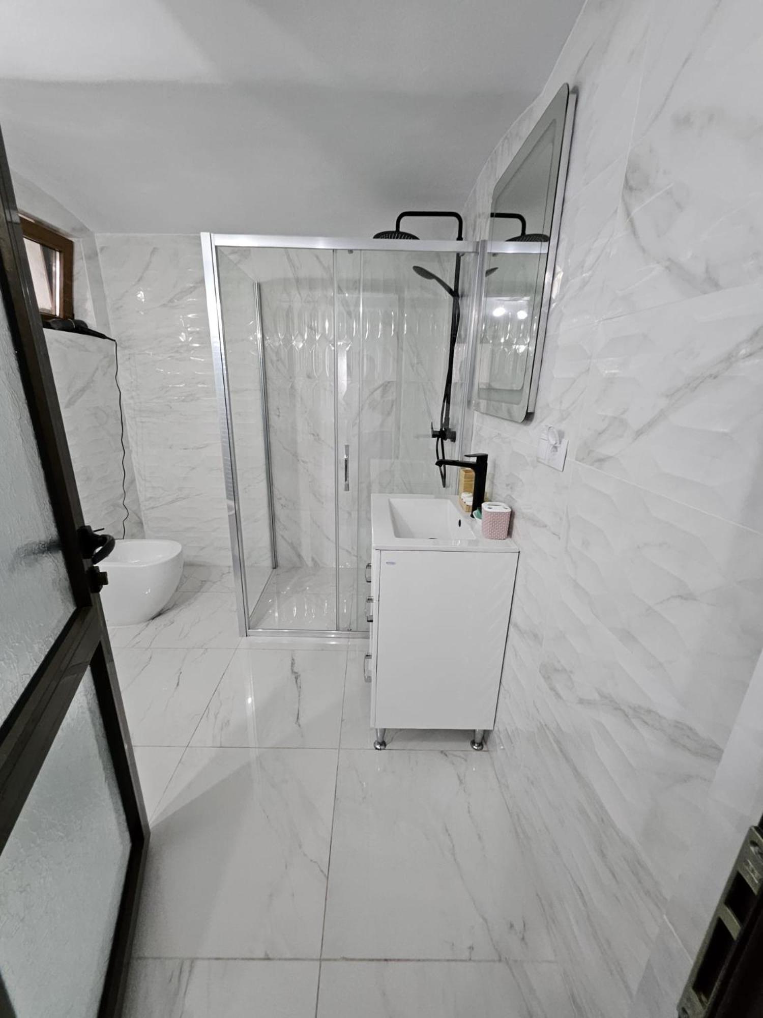 Casa Raduly Aparthotel ซีบิว ภายนอก รูปภาพ