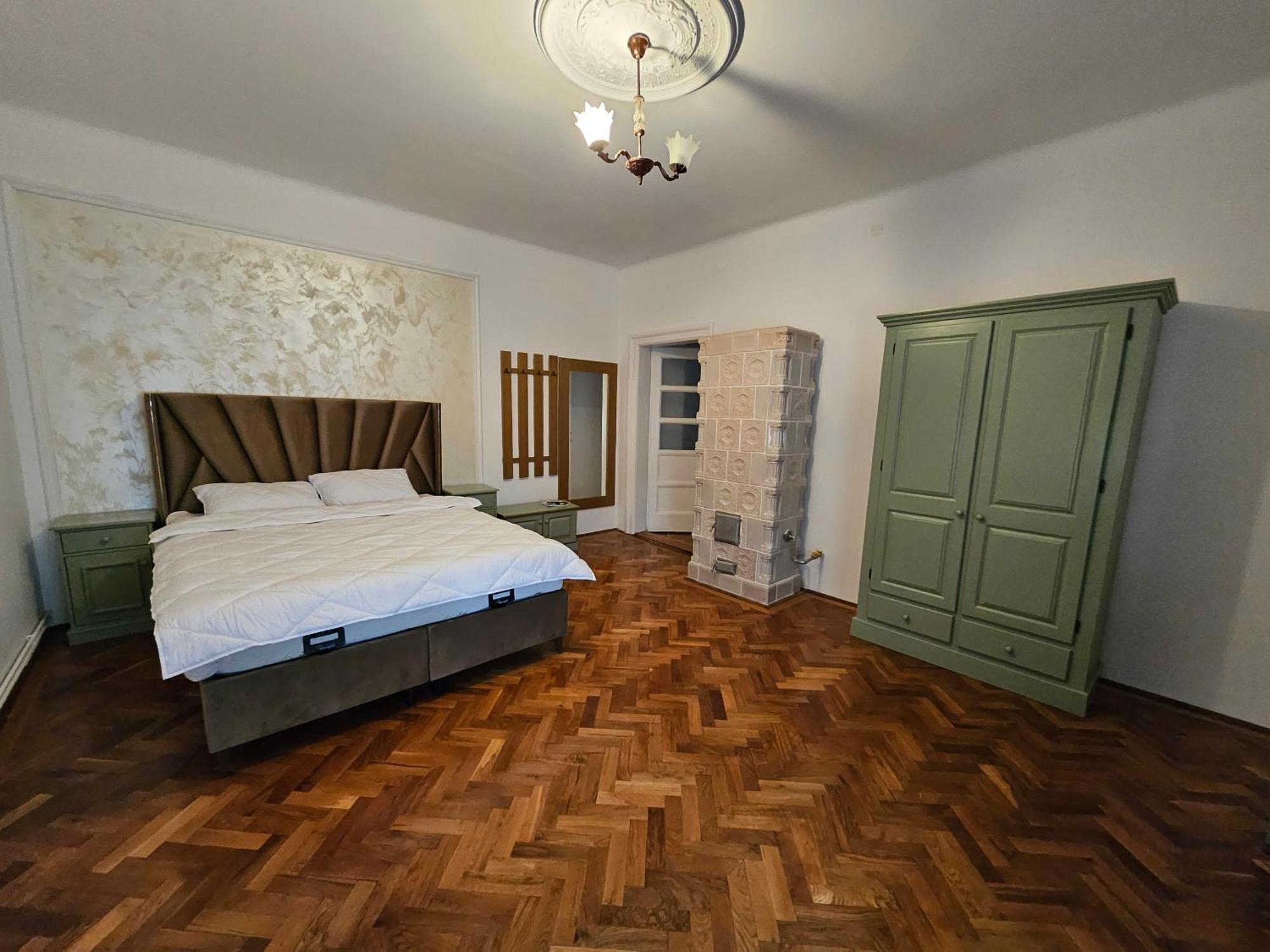 Casa Raduly Aparthotel ซีบิว ภายนอก รูปภาพ